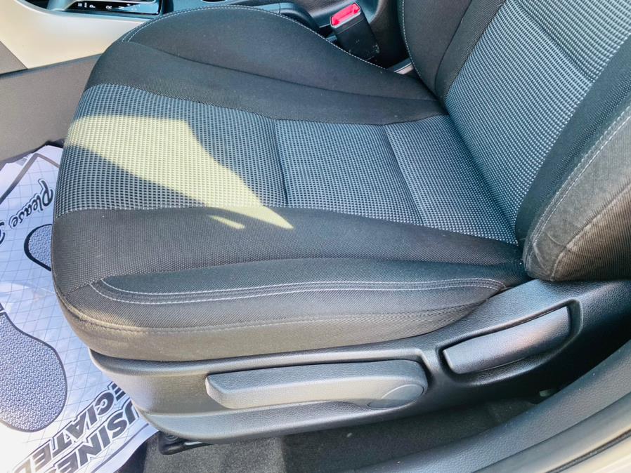 2013 Hyundai Elantra GT 5dr HB Auto, available for sale in New Britain, Connecticut | Supreme Automotive. New Britain, Connecticut 2013 Hyundai Elantra GT 5dr HB Auto, available for sale in New Britain, Connecticut | Supreme Automotive. New Britain, Connecticut