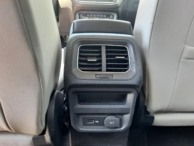 Used Volkswagen Tiguan 2.0T SE 2018 | Blasius Federal Road. Brookfield, Connecticut Used Volkswagen Tiguan 2.0T SE 2018 | Blasius Federal Road. Brookfield, Connecticut