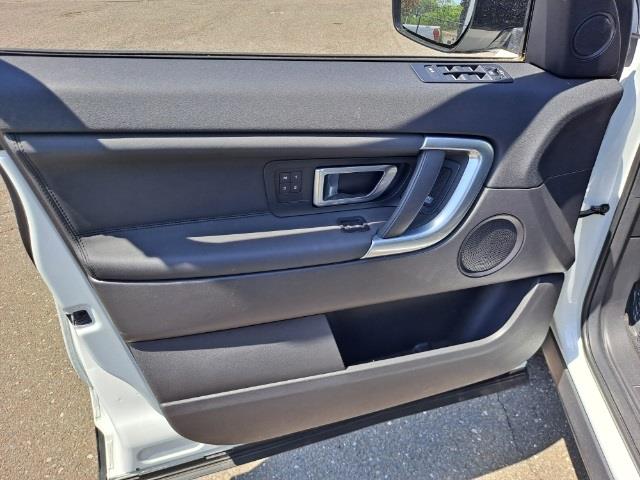 Used Land Rover Discovery Sport HSE 2017 | Blasius Federal Road. Brookfield, Connecticut Used Land Rover Discovery Sport HSE 2017 | Blasius Federal Road. Brookfield, Connecticut