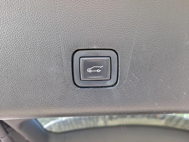 Used Chevrolet Traverse LT 2018 | Blasius Federal Road. Brookfield, Connecticut Used Chevrolet Traverse LT 2018 | Blasius Federal Road. Brookfield, Connecticut