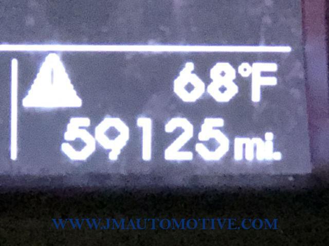 Used Hyundai Santa Fe Sport AWD 4dr 2.4 2015 | J&M Automotive Sls&Svc LLC. Naugatuck, Connecticut Used Hyundai Santa Fe Sport AWD 4dr 2.4 2015 | J&M Automotive Sls&Svc LLC. Naugatuck, Connecticut