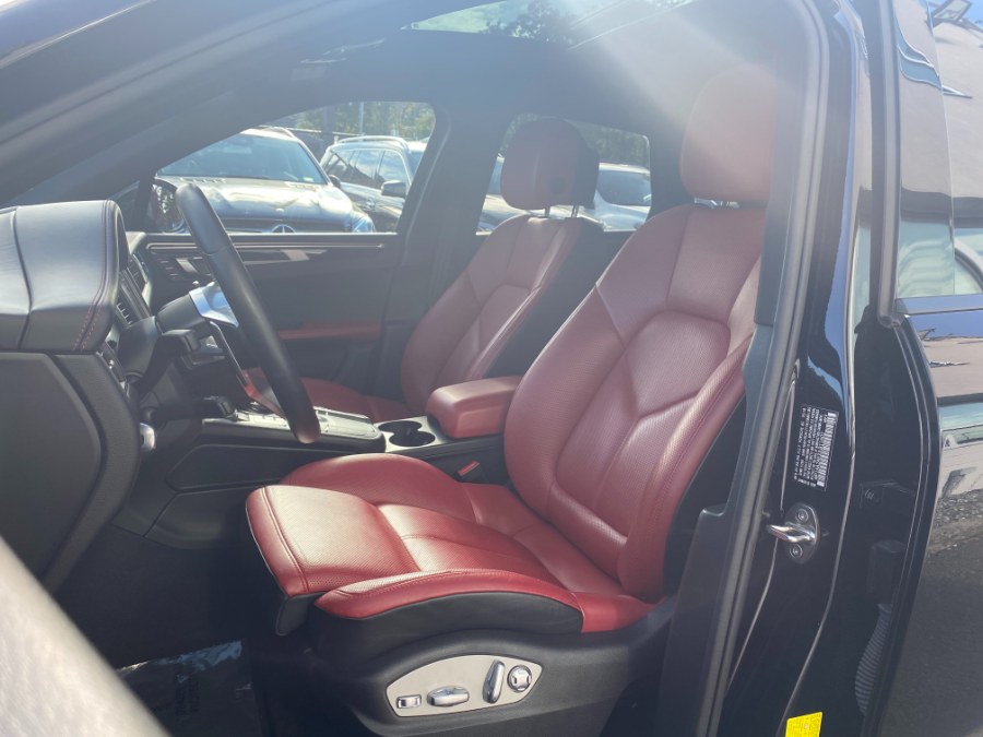 Used Porsche Macan AWD 2018 | Apex Westchester Used Vehicles. White Plains, New York Used Porsche Macan AWD 2018 | Apex Westchester Used Vehicles. White Plains, New York