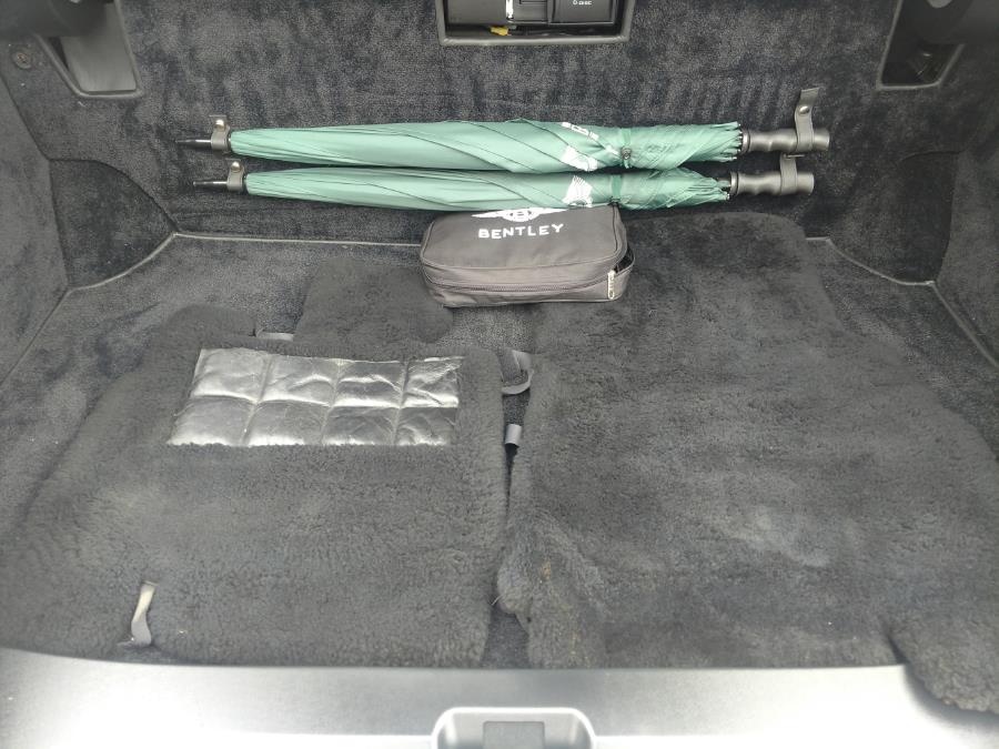 2006 Bentley Arnage 4dr Sdn R, available for sale in Wantagh, New York | Alpine Motors Inc. Wantagh, New York 2006 Bentley Arnage 4dr Sdn R, available for sale in Wantagh, New York | Alpine Motors Inc. Wantagh, New York