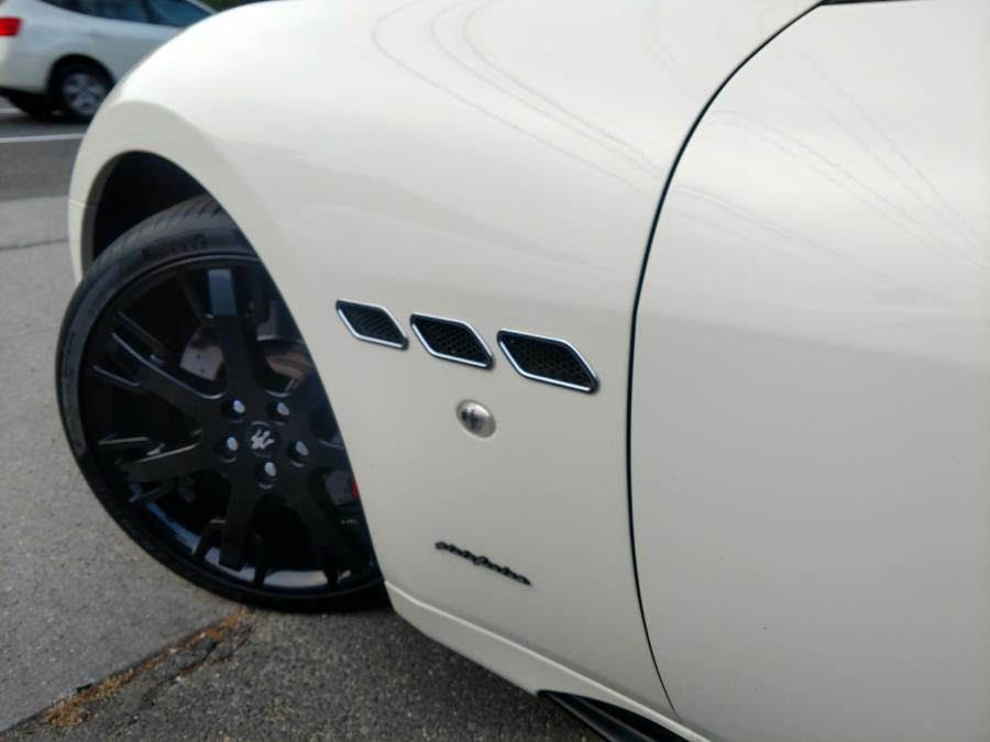 2012 Maserati GranTurismo MC Sportline Convertible 2dr Conv GranTurismo Sport, available for sale in Wantagh, New York | Alpine Motors Inc. Wantagh, New York 2012 Maserati GranTurismo MC Sportline Convertible 2dr Conv GranTurismo Sport, available for sale in Wantagh, New York | Alpine Motors Inc. Wantagh, New York
