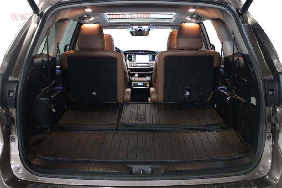 Used Toyota Highlander LIMITED 2019 | Fast Track Motors. Paterson, New Jersey Used Toyota Highlander LIMITED 2019 | Fast Track Motors. Paterson, New Jersey