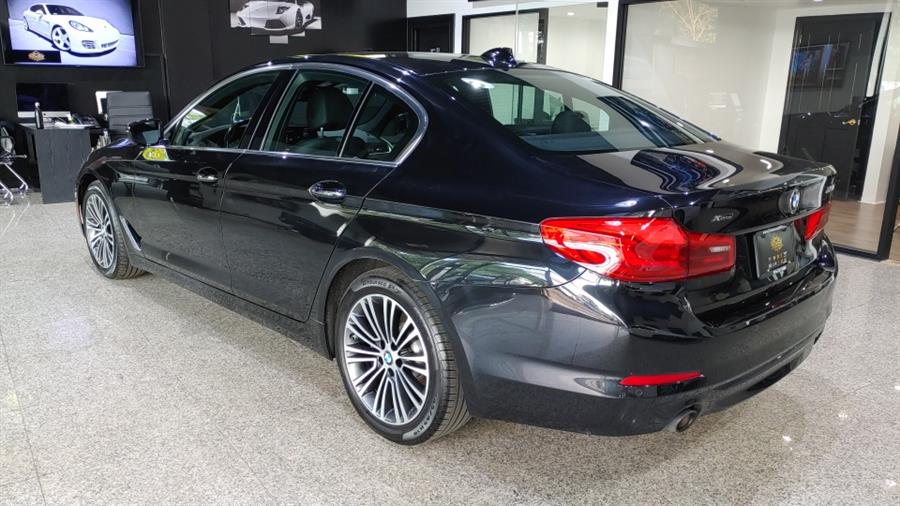 Used BMW 5 Series 530i xDrive Sedan 2018 | Dream Car Gallery. Woodbury, New York Used BMW 5 Series 530i xDrive Sedan 2018 | Dream Car Gallery. Woodbury, New York