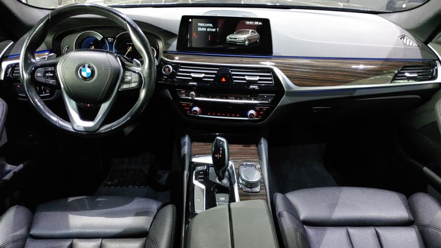 Used BMW 5 Series 530i xDrive Sedan 2018 | Dream Car Gallery. Woodbury, New York Used BMW 5 Series 530i xDrive Sedan 2018 | Dream Car Gallery. Woodbury, New York