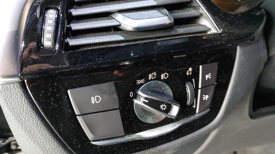 Used BMW 5 Series 530i xDrive Sedan 2018 | Dream Car Gallery. Woodbury, New York Used BMW 5 Series 530i xDrive Sedan 2018 | Dream Car Gallery. Woodbury, New York