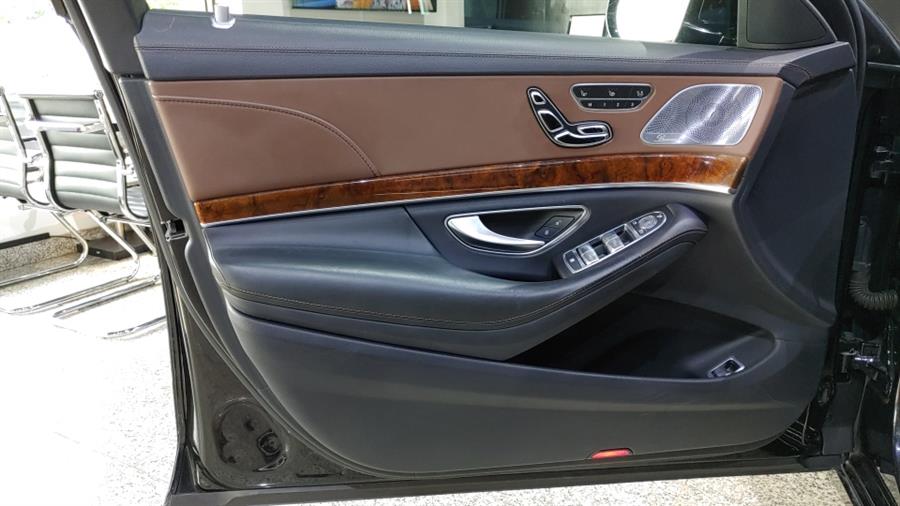 Used Mercedes-Benz S-Class S 550 4MATIC Sedan 2017 | Dream Car Gallery. Woodbury, New York Used Mercedes-Benz S-Class S 550 4MATIC Sedan 2017 | Dream Car Gallery. Woodbury, New York