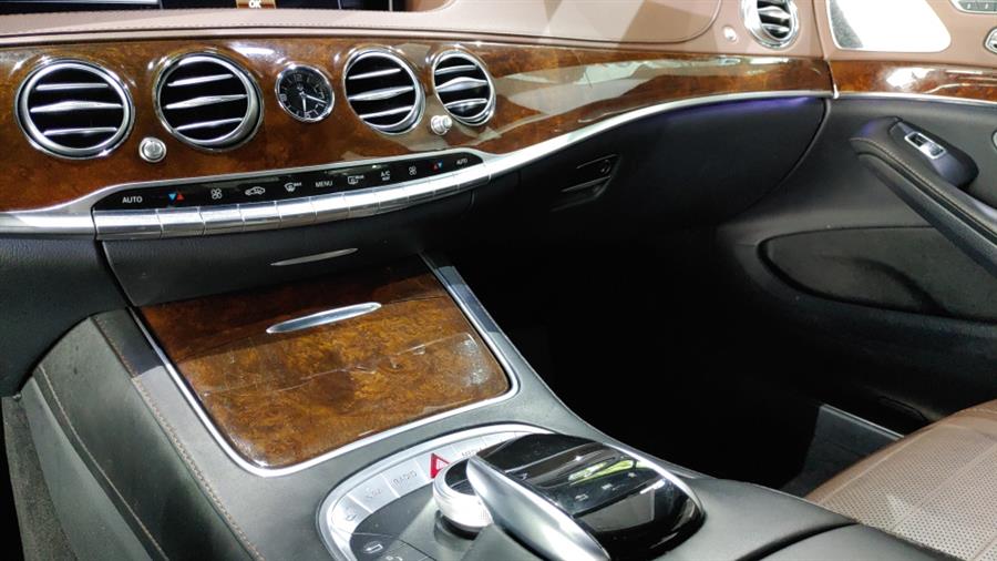 Used Mercedes-Benz S-Class S 550 4MATIC Sedan 2017 | Dream Car Gallery. Woodbury, New York Used Mercedes-Benz S-Class S 550 4MATIC Sedan 2017 | Dream Car Gallery. Woodbury, New York