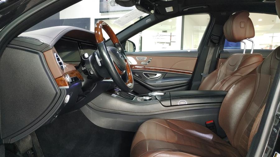 Used Mercedes-Benz S-Class S 550 4MATIC Sedan 2017 | Dream Car Gallery. Woodbury, New York Used Mercedes-Benz S-Class S 550 4MATIC Sedan 2017 | Dream Car Gallery. Woodbury, New York