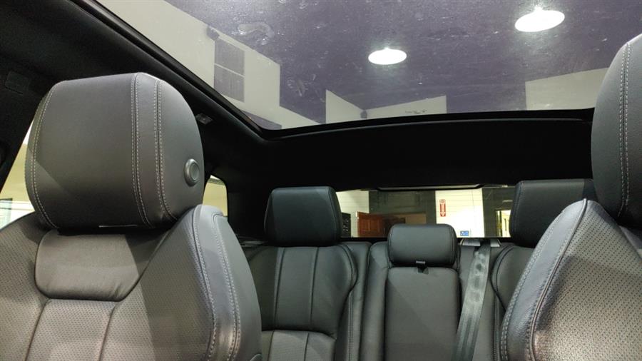 Used Land Rover Range Rover Evoque 5 Door SE 2017 | Dream Car Gallery. Woodbury, New York Used Land Rover Range Rover Evoque 5 Door SE 2017 | Dream Car Gallery. Woodbury, New York