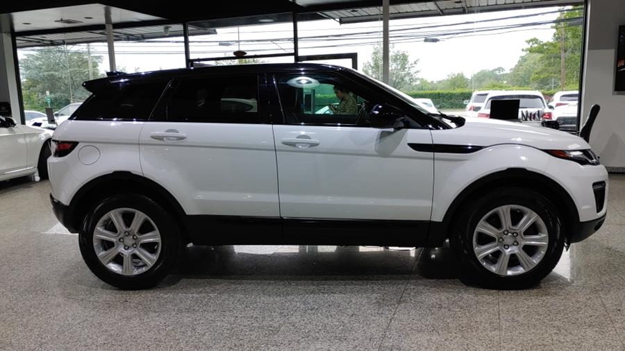 Used Land Rover Range Rover Evoque 5 Door SE 2017 | Dream Car Gallery. Woodbury, New York Used Land Rover Range Rover Evoque 5 Door SE 2017 | Dream Car Gallery. Woodbury, New York