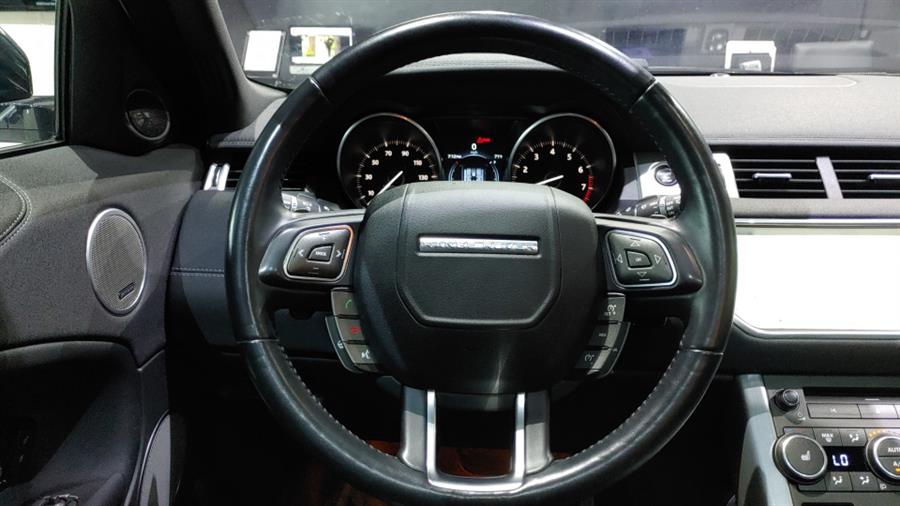 Used Land Rover Range Rover Evoque 5 Door SE 2017 | Dream Car Gallery. Woodbury, New York Used Land Rover Range Rover Evoque 5 Door SE 2017 | Dream Car Gallery. Woodbury, New York