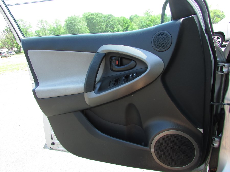 2012 Toyota RAV4 4WD 4dr I4 (Natl), available for sale in East Windsor, Connecticut | United Auto Sales of E Windsor, Inc. East Windsor, Connecticut 2012 Toyota RAV4 4WD 4dr I4 (Natl), available for sale in East Windsor, Connecticut | United Auto Sales of E Windsor, Inc. East Windsor, Connecticut