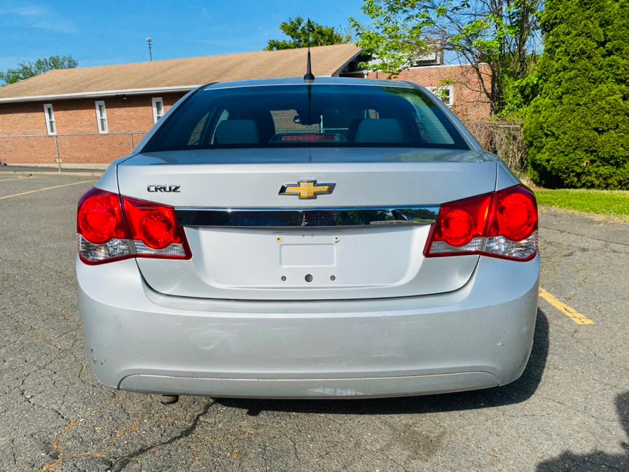 Used Chevrolet Cruze 4dr Sdn Auto LS 2013 | Supreme Automotive. New Britain, Connecticut Used Chevrolet Cruze 4dr Sdn Auto LS 2013 | Supreme Automotive. New Britain, Connecticut