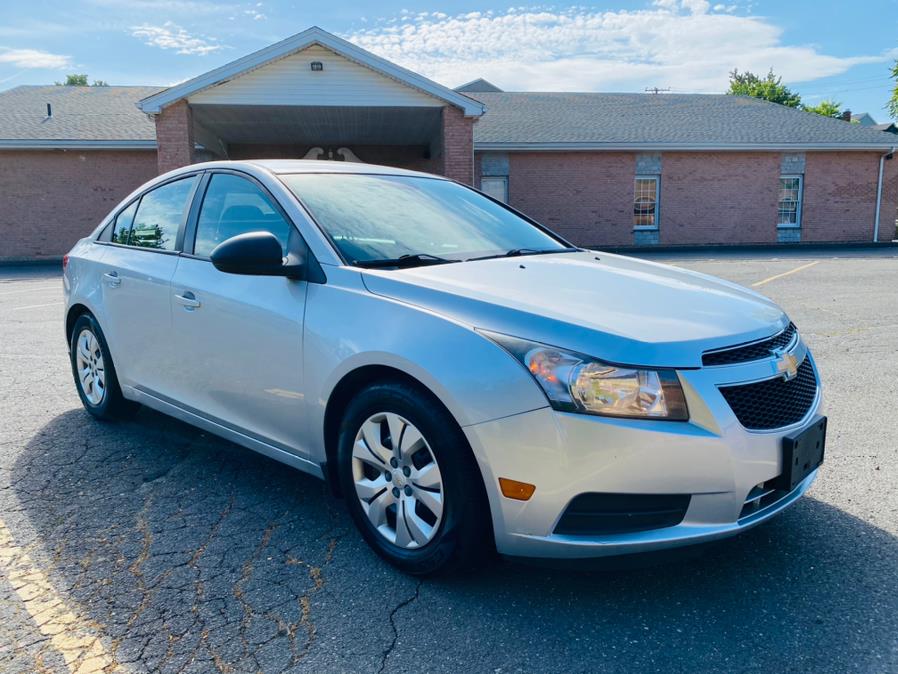 2013 Chevrolet Cruze 4dr Sdn Auto LS, available for sale in New Britain, Connecticut | Supreme Automotive. New Britain, Connecticut