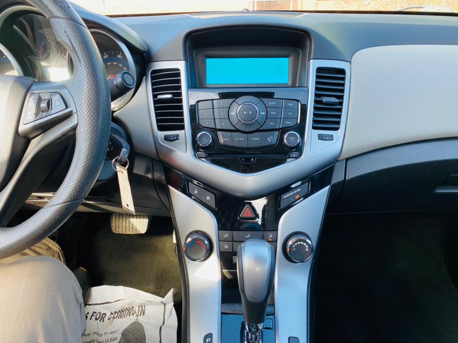 Used Chevrolet Cruze 4dr Sdn Auto LS 2013 | Supreme Automotive. New Britain, Connecticut Used Chevrolet Cruze 4dr Sdn Auto LS 2013 | Supreme Automotive. New Britain, Connecticut