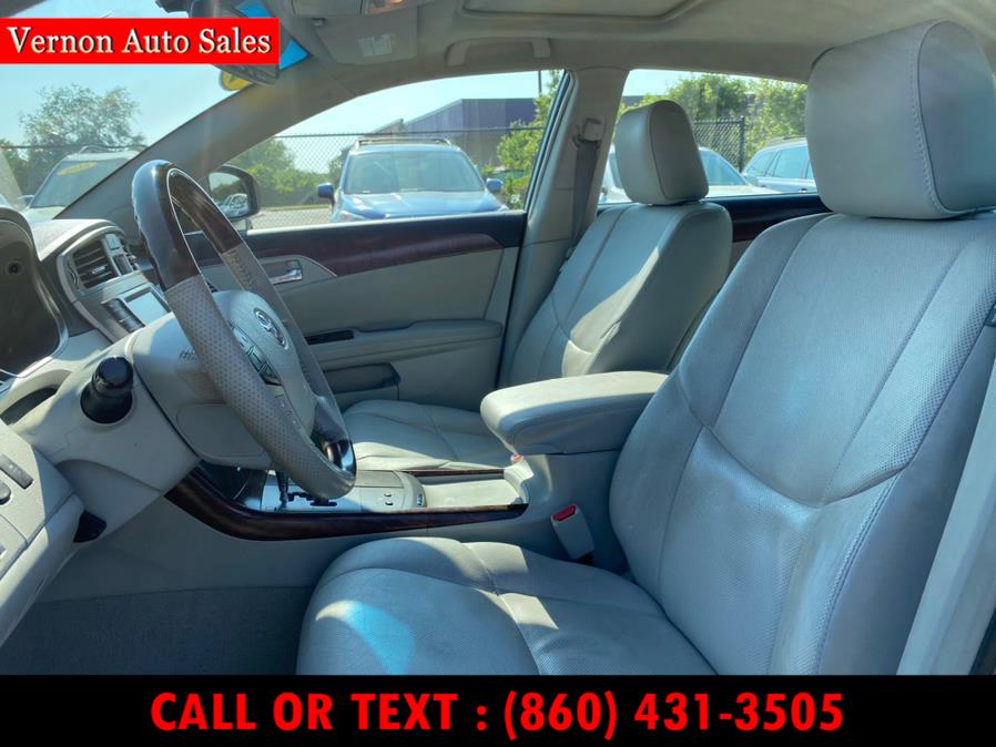 Used Toyota Avalon 4dr Sdn Limited 2011 | Vernon Auto Sale & Service. Manchester, Connecticut Used Toyota Avalon 4dr Sdn Limited 2011 | Vernon Auto Sale & Service. Manchester, Connecticut