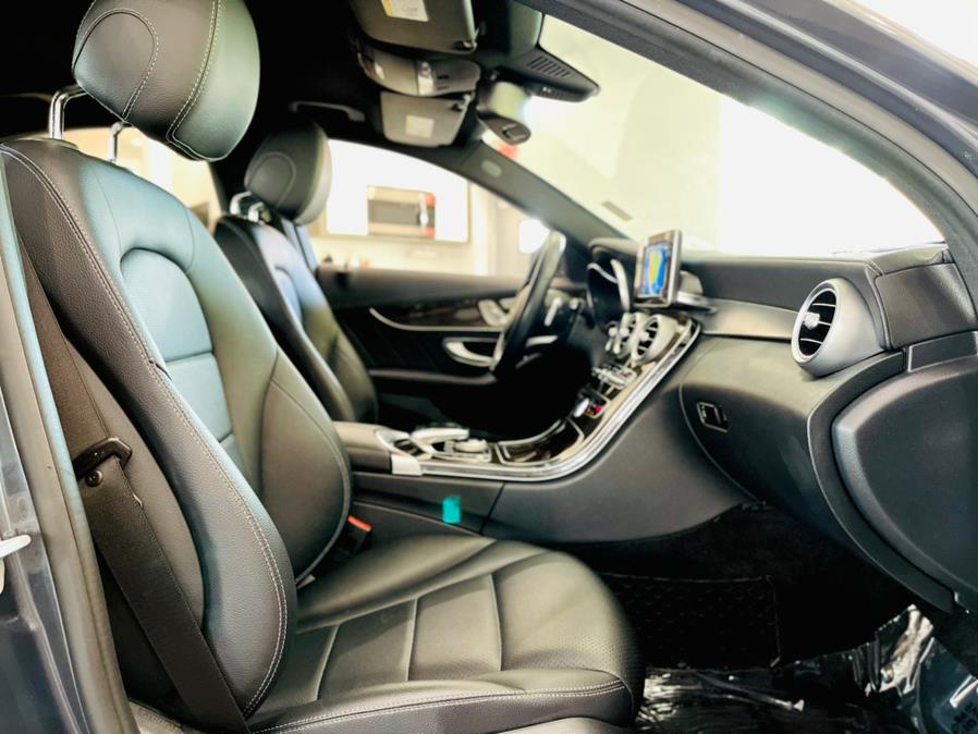 Used Mercedes-Benz C-Class 4dr Sdn C300 Sport 4MATIC 2015 | Luxury Motor Club. Franklin Square, New York Used Mercedes-Benz C-Class 4dr Sdn C300 Sport 4MATIC 2015 | Luxury Motor Club. Franklin Square, New York