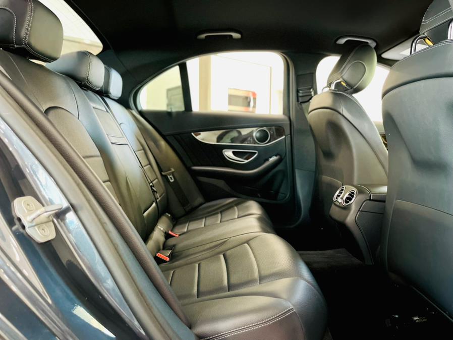 Used Mercedes-Benz C-Class 4dr Sdn C300 Sport 4MATIC 2015 | Luxury Motor Club. Franklin Square, New York Used Mercedes-Benz C-Class 4dr Sdn C300 Sport 4MATIC 2015 | Luxury Motor Club. Franklin Square, New York