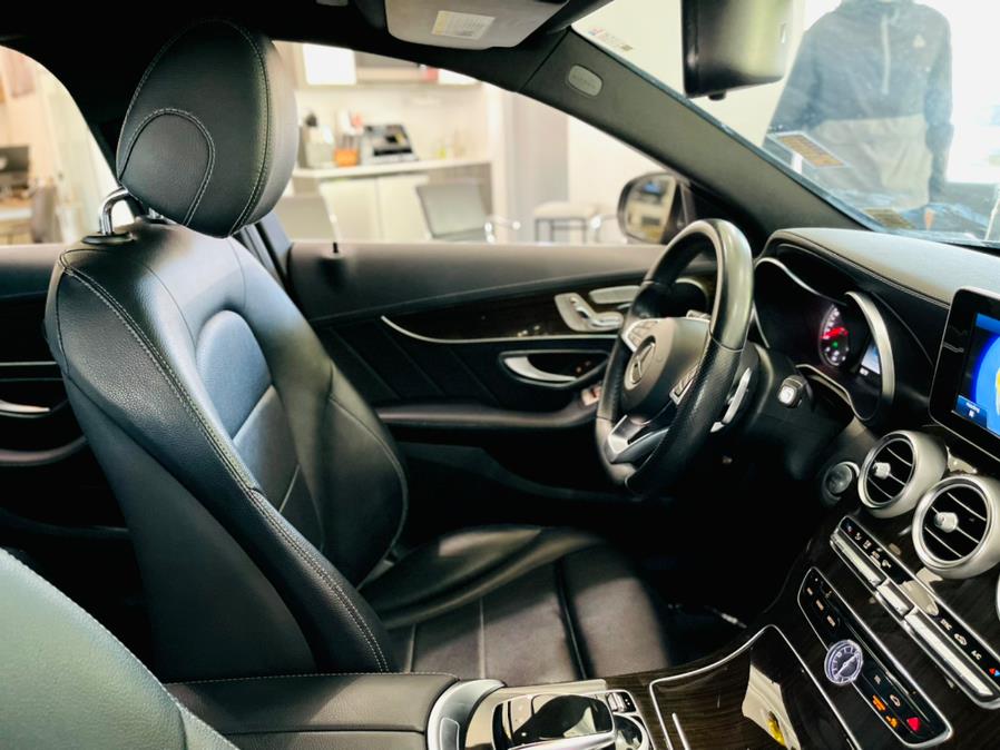 Used Mercedes-Benz C-Class 4dr Sdn C300 Sport 4MATIC 2015 | Luxury Motor Club. Franklin Square, New York Used Mercedes-Benz C-Class 4dr Sdn C300 Sport 4MATIC 2015 | Luxury Motor Club. Franklin Square, New York