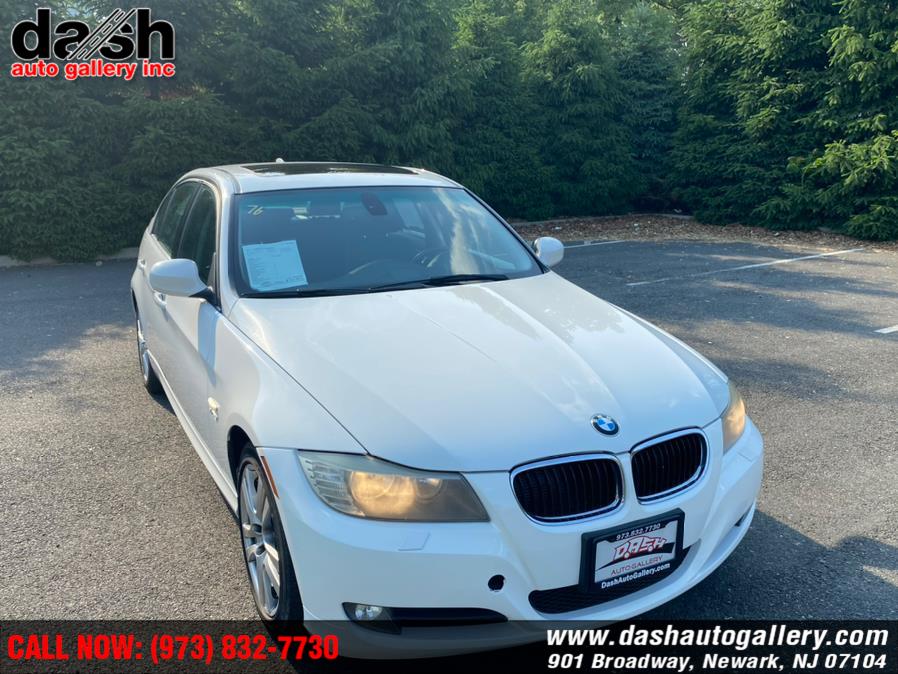2011 BMW 3 Series 4dr Sdn 328i xDrive AWD SULEV, available for sale in Newark, New Jersey | Dash Auto Gallery Inc.. Newark, New Jersey
