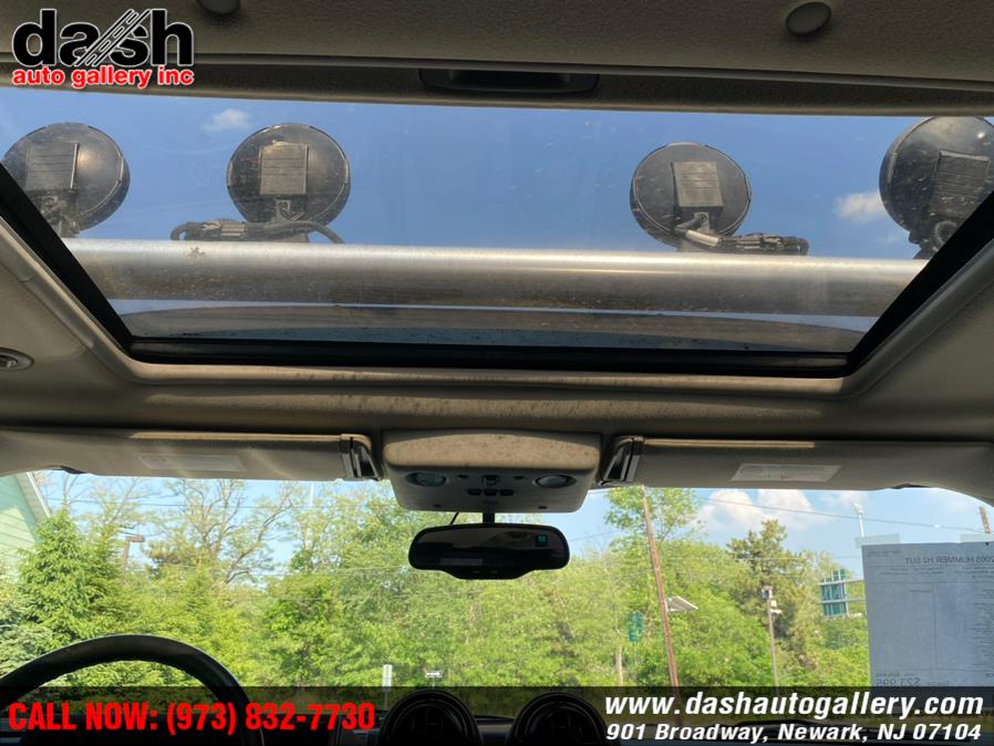 Used HUMMER H2 4dr Wgn SUT 2005 | Dash Auto Gallery Inc.. Newark, New Jersey Used HUMMER H2 4dr Wgn SUT 2005 | Dash Auto Gallery Inc.. Newark, New Jersey