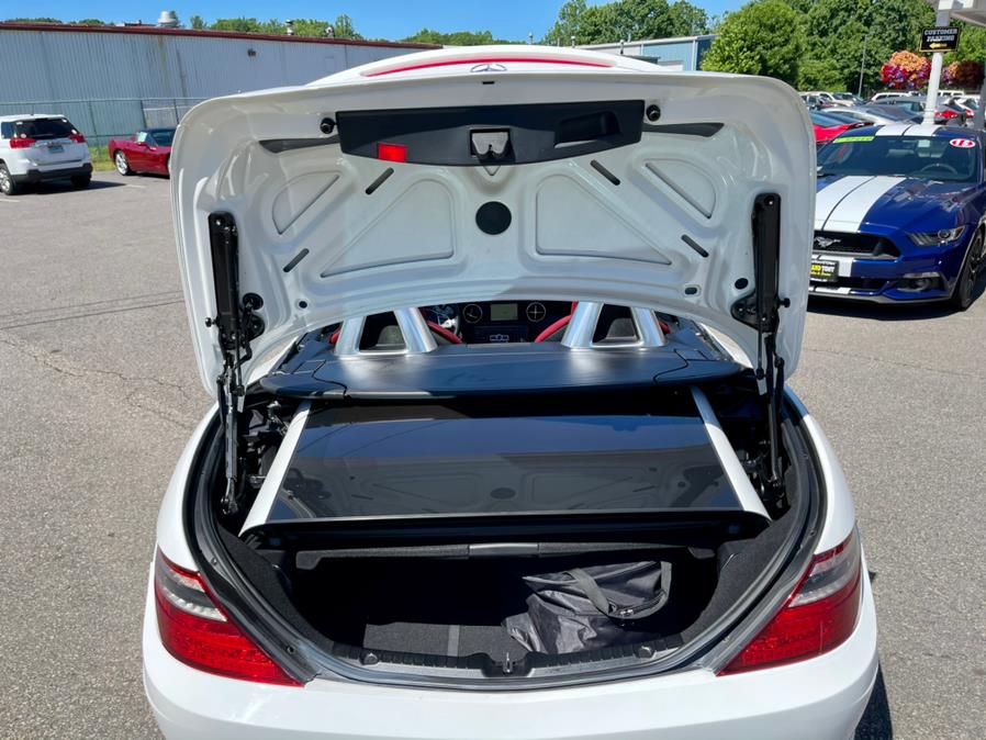2016 Mercedes-Benz SLK 2dr Roadster SLK300, available for sale in South Windsor, Connecticut | Mike And Tony Auto Sales, Inc. South Windsor, Connecticut 2016 Mercedes-Benz SLK 2dr Roadster SLK300, available for sale in South Windsor, Connecticut | Mike And Tony Auto Sales, Inc. South Windsor, Connecticut