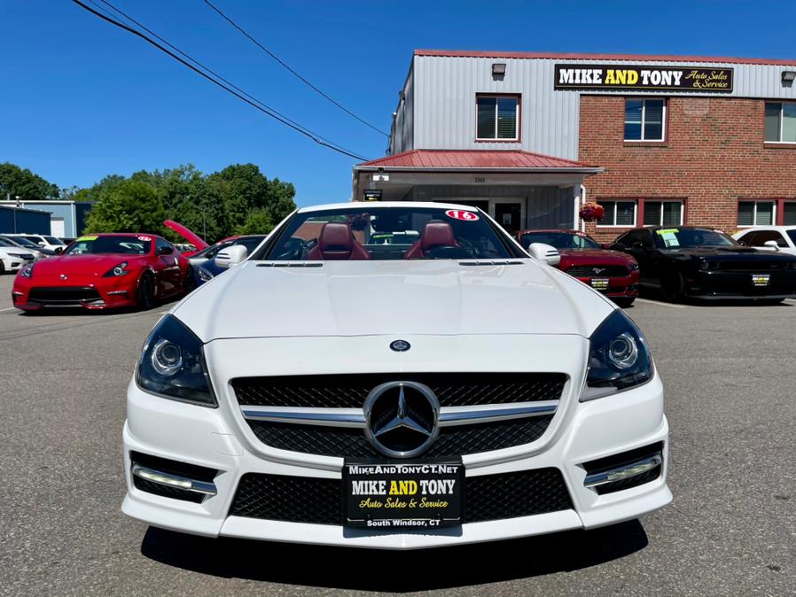 2016 Mercedes-Benz SLK 2dr Roadster SLK300, available for sale in South Windsor, Connecticut | Mike And Tony Auto Sales, Inc. South Windsor, Connecticut 2016 Mercedes-Benz SLK 2dr Roadster SLK300, available for sale in South Windsor, Connecticut | Mike And Tony Auto Sales, Inc. South Windsor, Connecticut