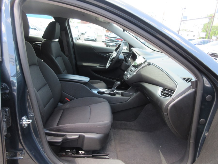 2020 Chevrolet Malibu 4dr Sdn LT, available for sale in Linden, New Jersey | Route 27 Auto Mall. Linden, New Jersey 2020 Chevrolet Malibu 4dr Sdn LT, available for sale in Linden, New Jersey | Route 27 Auto Mall. Linden, New Jersey