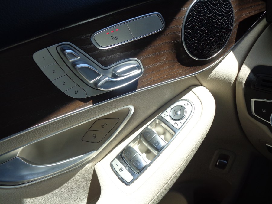 Used Mercedes-Benz GLC300 4MATIC 2019 | Top Speed Motors LLC. Jamaica, New York Used Mercedes-Benz GLC300 4MATIC 2019 | Top Speed Motors LLC. Jamaica, New York
