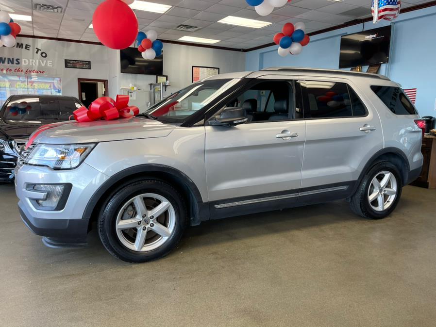 2016 Ford Explorer FWD 4dr XLT, available for sale in Inwood, New York | 5 Towns Drive. Inwood, New York 2016 Ford Explorer FWD 4dr XLT, available for sale in Inwood, New York | 5 Towns Drive. Inwood, New York