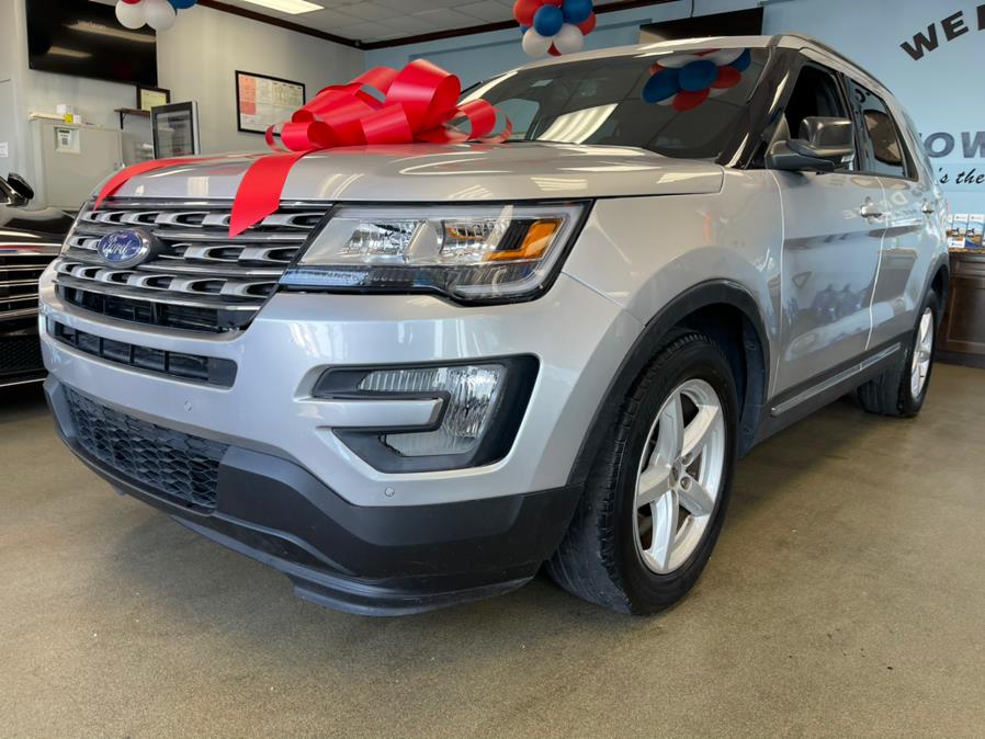 2016 Ford Explorer FWD 4dr XLT, available for sale in Inwood, New York | 5 Towns Drive. Inwood, New York 2016 Ford Explorer FWD 4dr XLT, available for sale in Inwood, New York | 5 Towns Drive. Inwood, New York
