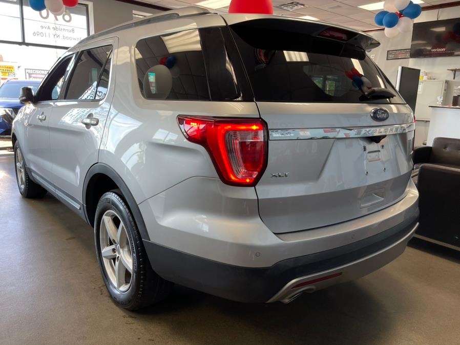 2016 Ford Explorer FWD 4dr XLT, available for sale in Inwood, New York | 5 Towns Drive. Inwood, New York 2016 Ford Explorer FWD 4dr XLT, available for sale in Inwood, New York | 5 Towns Drive. Inwood, New York