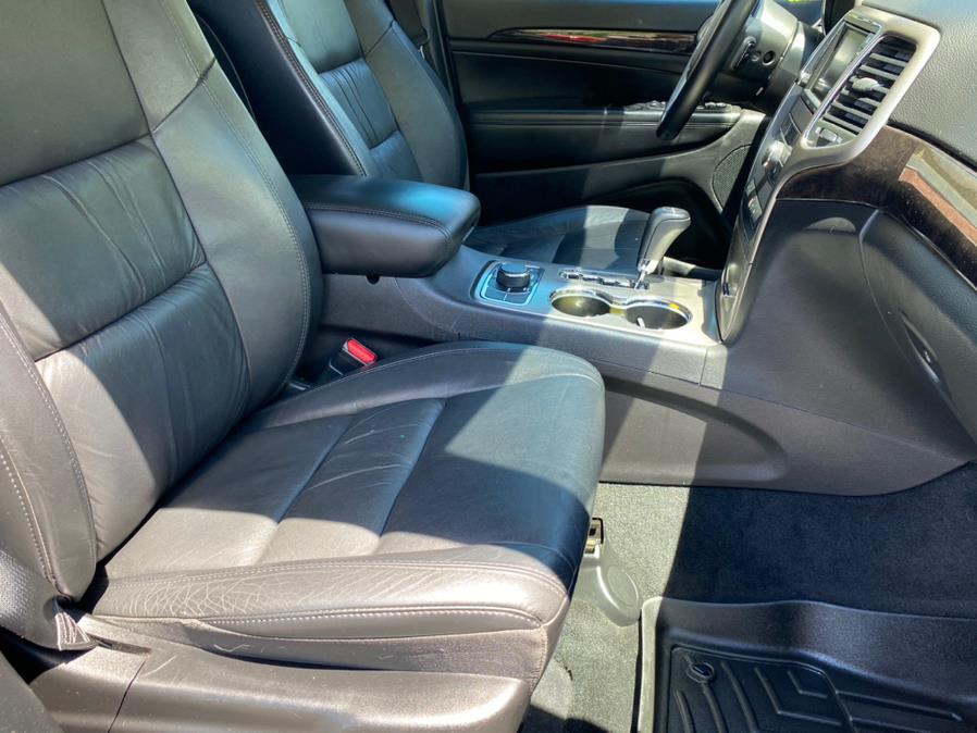 Used Jeep Grand Cherokee 4WD 4dr Laredo Altitude *Ltd Avail* 2013 | Lava Motors 2 Inc. Canton, Connecticut Used Jeep Grand Cherokee 4WD 4dr Laredo Altitude *Ltd Avail* 2013 | Lava Motors 2 Inc. Canton, Connecticut