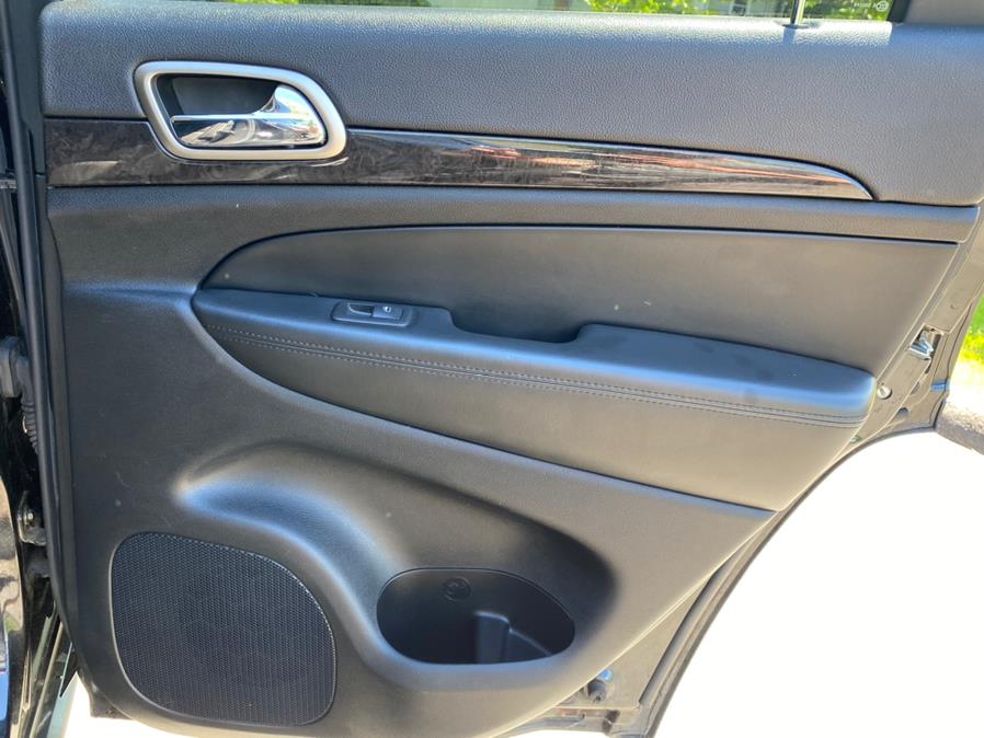 Used Jeep Grand Cherokee 4WD 4dr Laredo Altitude *Ltd Avail* 2013 | Lava Motors 2 Inc. Canton, Connecticut Used Jeep Grand Cherokee 4WD 4dr Laredo Altitude *Ltd Avail* 2013 | Lava Motors 2 Inc. Canton, Connecticut