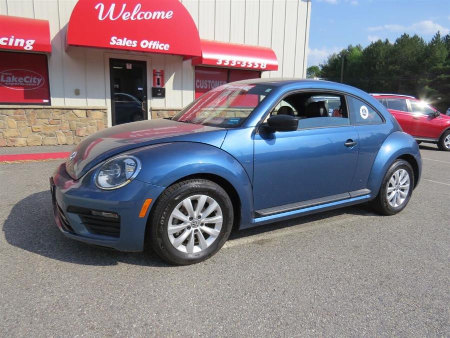 Used Volkswagen Beetle 1.8T Classic 2dr Coupe 2017 | Lake City Exports Inc. Auburn, Maine Used Volkswagen Beetle 1.8T Classic 2dr Coupe 2017 | Lake City Exports Inc. Auburn, Maine