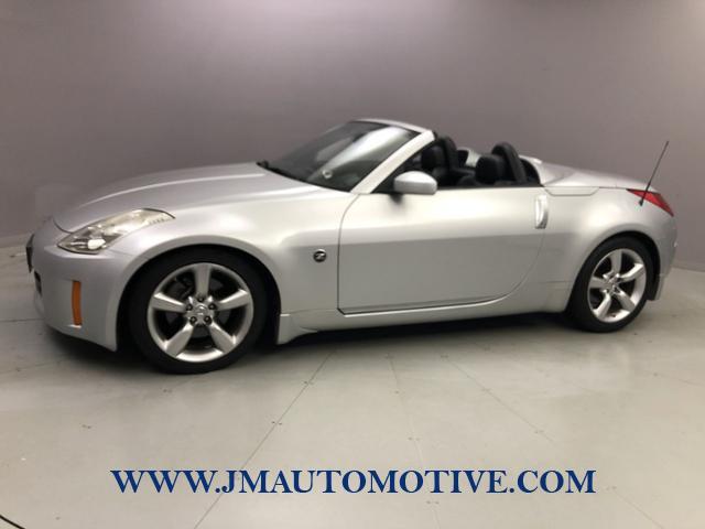 2006 Nissan 350z 2dr Roadster Touring Manual, available for sale in Naugatuck, Connecticut | J&M Automotive Sls&Svc LLC. Naugatuck, Connecticut