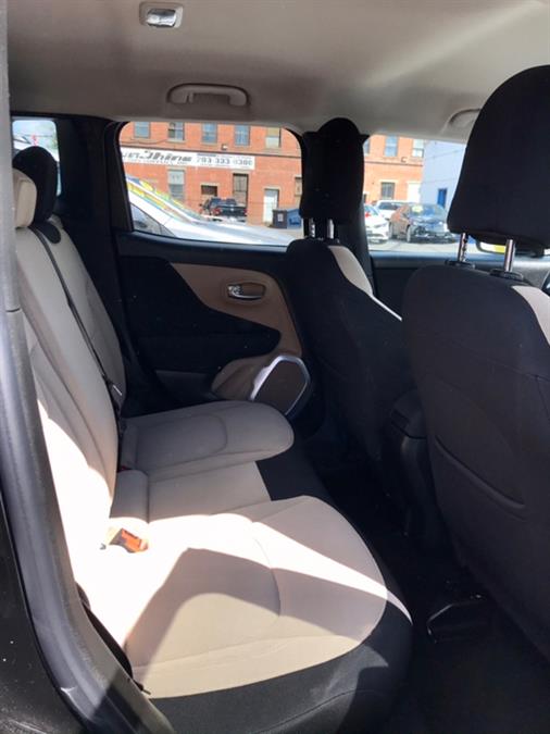 Used Jeep Renegade 4WD 4dr Latitude 2015 | Affordable Motors Inc. Bridgeport, Connecticut Used Jeep Renegade 4WD 4dr Latitude 2015 | Affordable Motors Inc. Bridgeport, Connecticut