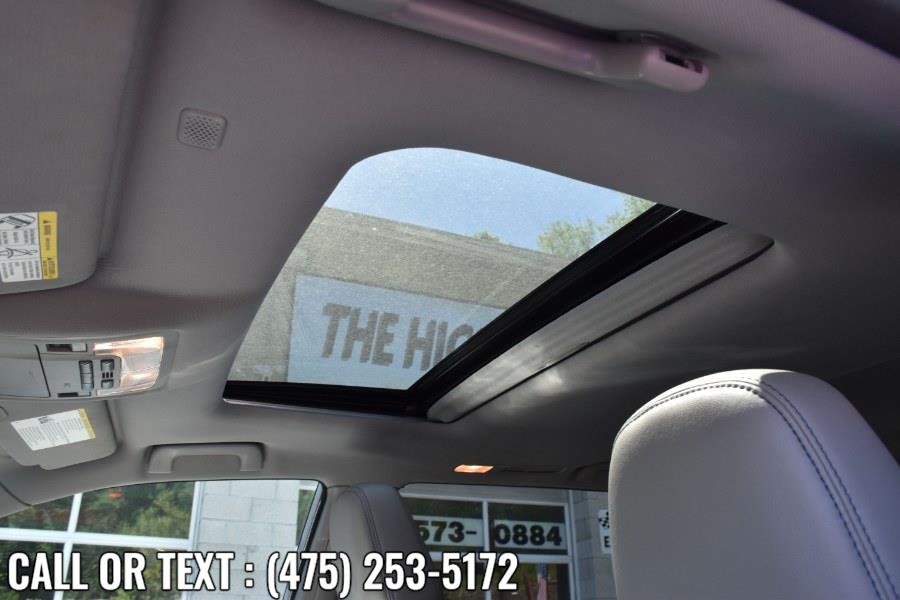 Used Toyota Highlander XLE V6 AWD 2018 | Highline Car Connection. Waterbury, Connecticut Used Toyota Highlander XLE V6 AWD 2018 | Highline Car Connection. Waterbury, Connecticut