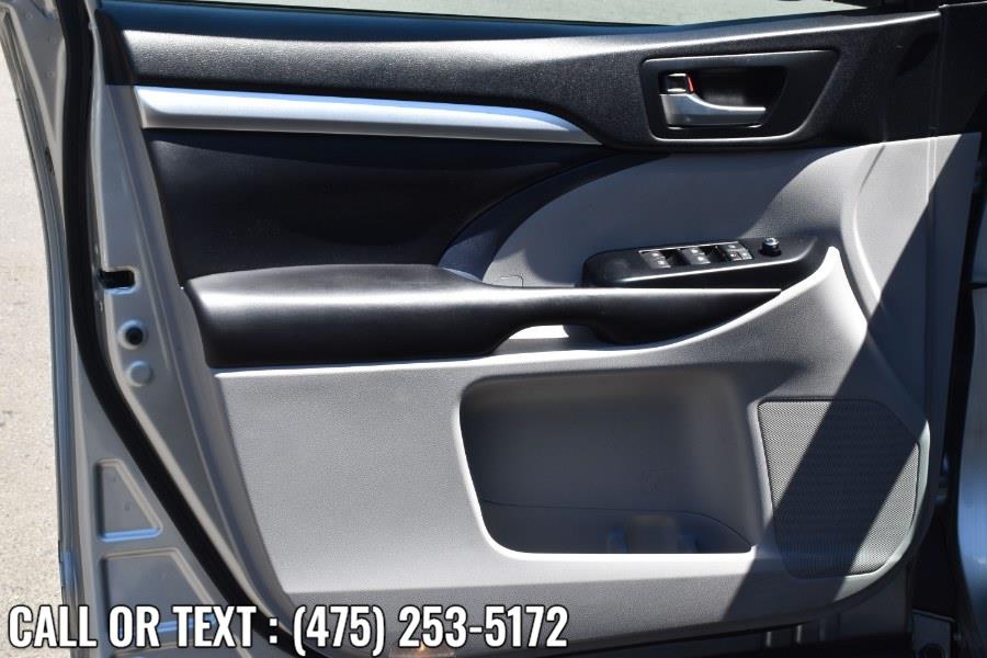 Used Toyota Highlander XLE V6 AWD 2018 | Highline Car Connection. Waterbury, Connecticut Used Toyota Highlander XLE V6 AWD 2018 | Highline Car Connection. Waterbury, Connecticut