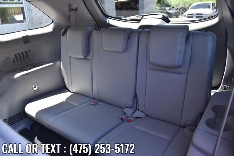 Used Toyota Highlander XLE V6 AWD 2018 | Highline Car Connection. Waterbury, Connecticut Used Toyota Highlander XLE V6 AWD 2018 | Highline Car Connection. Waterbury, Connecticut