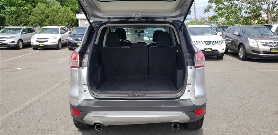 2013 Ford Escape 4WD 4dr SE, available for sale in Little Ferry, New Jersey | Victoria Preowned Autos Inc. Little Ferry, New Jersey 2013 Ford Escape 4WD 4dr SE, available for sale in Little Ferry, New Jersey | Victoria Preowned Autos Inc. Little Ferry, New Jersey