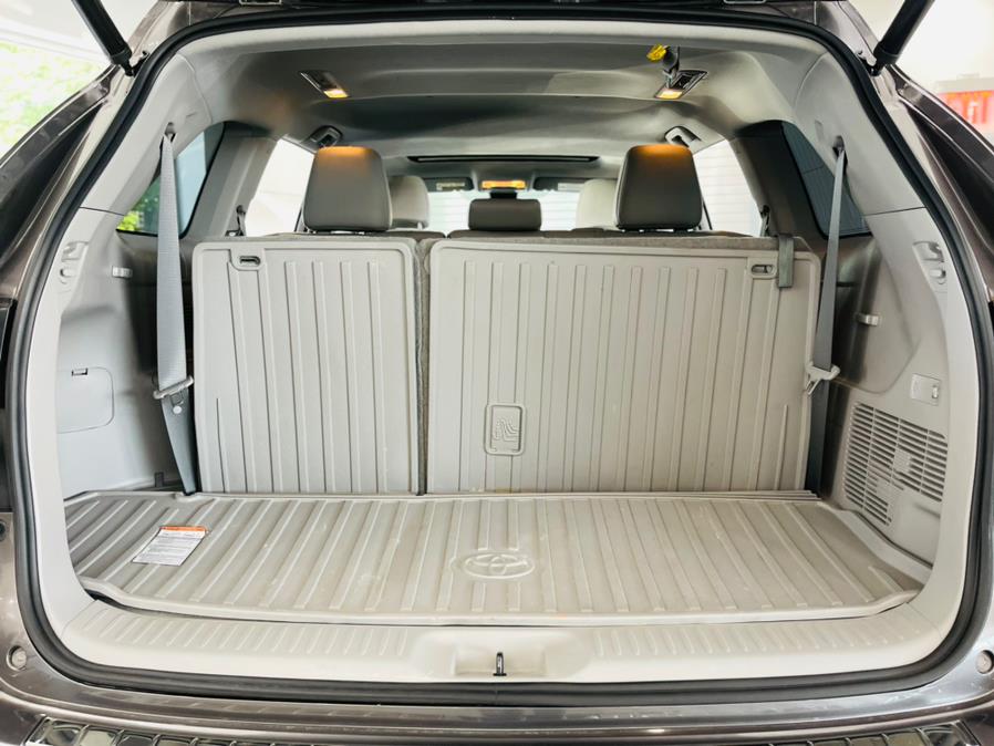 Used Toyota Highlander XLE V6 AWD (Natl) 2019 | Luxury Motor Club. Franklin Square, New York Used Toyota Highlander XLE V6 AWD (Natl) 2019 | Luxury Motor Club. Franklin Square, New York