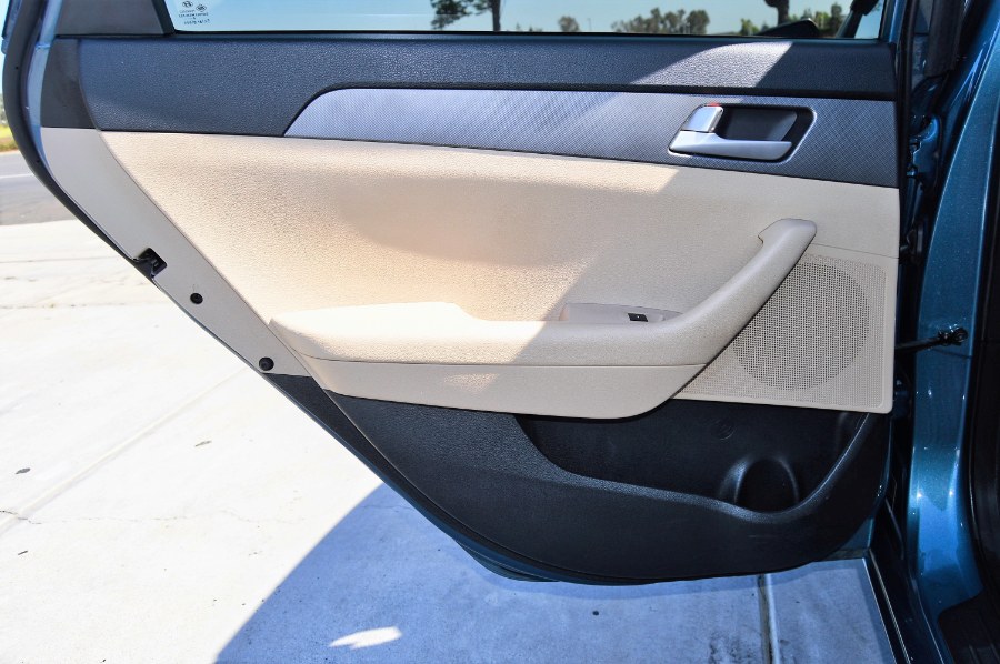 Used Hyundai Sonata 4dr Sdn 2.4L SE 2015 | Fusion Motors Inc. Moreno Valley, California Used Hyundai Sonata 4dr Sdn 2.4L SE 2015 | Fusion Motors Inc. Moreno Valley, California