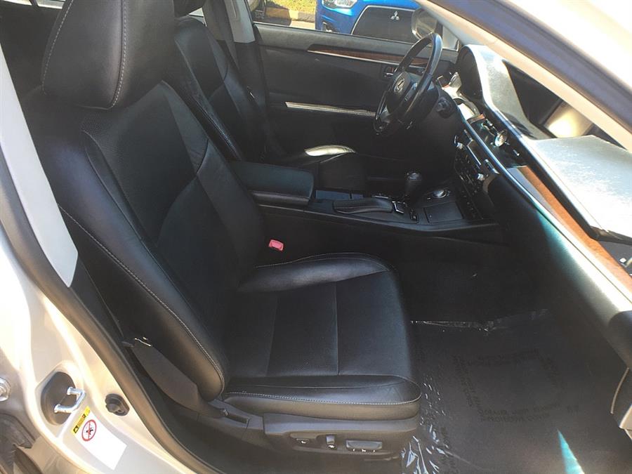 Used Lexus ES 350 4dr Sdn 2013 | Smart Buy Auto Sales, LLC. Wallingford, Connecticut Used Lexus ES 350 4dr Sdn 2013 | Smart Buy Auto Sales, LLC. Wallingford, Connecticut