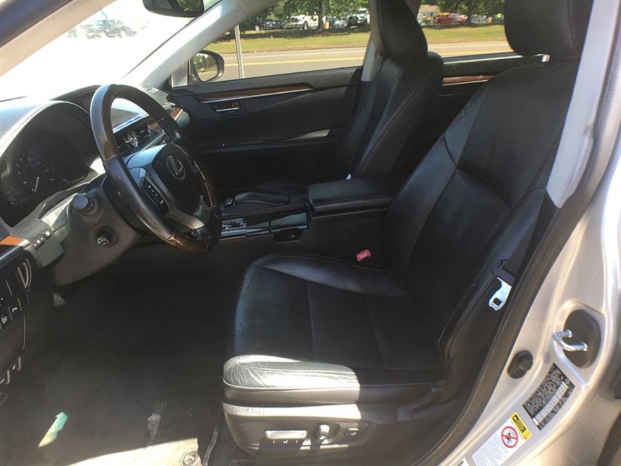 Used Lexus ES 350 4dr Sdn 2013 | Smart Buy Auto Sales, LLC. Wallingford, Connecticut Used Lexus ES 350 4dr Sdn 2013 | Smart Buy Auto Sales, LLC. Wallingford, Connecticut