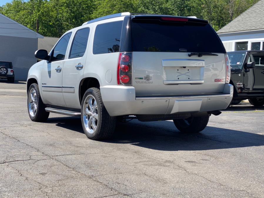 Used GMC Yukon AWD 4dr 1500 Denali 2011 | Lava Motors 2 Inc. Canton, Connecticut Used GMC Yukon AWD 4dr 1500 Denali 2011 | Lava Motors 2 Inc. Canton, Connecticut