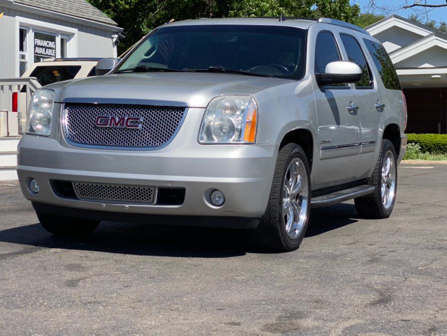Used GMC Yukon AWD 4dr 1500 Denali 2011 | Lava Motors 2 Inc. Canton, Connecticut Used GMC Yukon AWD 4dr 1500 Denali 2011 | Lava Motors 2 Inc. Canton, Connecticut